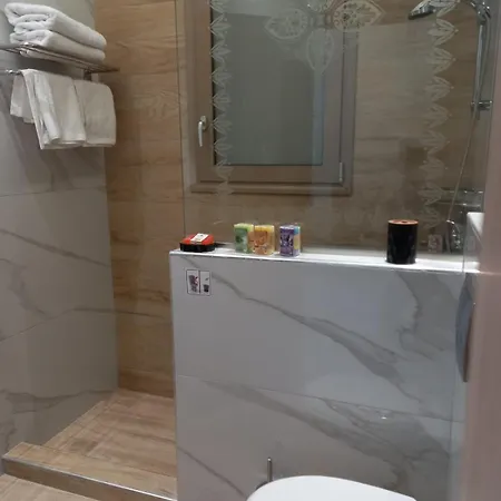 Alexa Luxury *